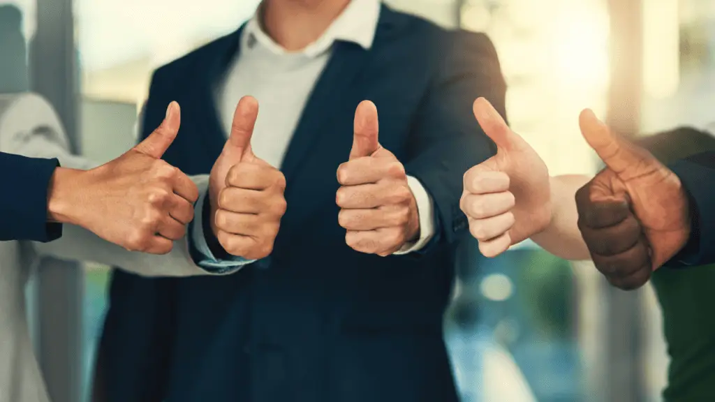 Customer-Centric Approach RLR SHIPPING AND LOGISTICS